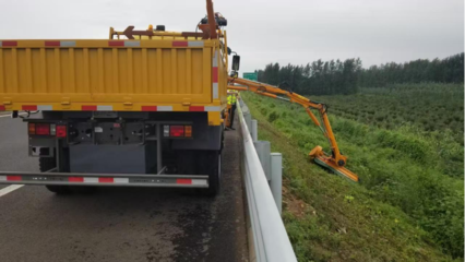 江苏赛欧智能科技首创交通道路绿化养护“利器”清障服务